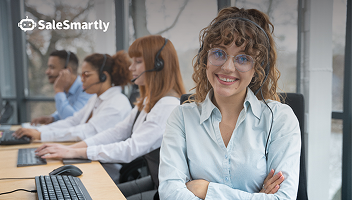 Como um Sistema de Atendimento ao Cliente Melhora a Colaboração da Equipe entre Dispositivos, Fusos Horários e Contas